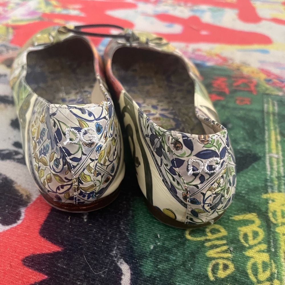 Dolce and Gabana ballet flat
